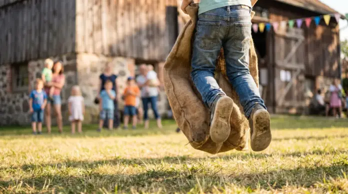Kinderfest am Jexhof: Historische Spiele für Familien — Am Sonntag, 28. Juni 2026, lädt der Förderverein Bauernhofmuseum Jexhof e.V. ab 14 Uhr zum Kinderfest auf den Jexhof ein. Geplant sind historische Kinderspiele, Musik und Angebote für Familie...