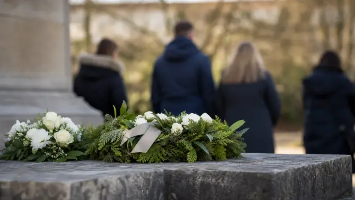 Gedenkveranstaltung zum Olympia-Attentat am 4. September am Fliegerhorst — Am Freitag, 4. September 2026, findet an der Gedenkstätte vor dem Haupttor des Fliegerhorstes Fürstenfeldbruck eine kommunale Gedenkveranstaltung für die Opfer des Olympia-...