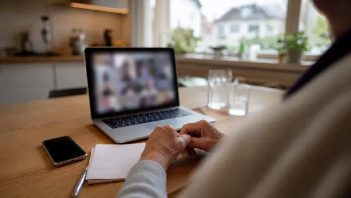 Pflegestützpunkt Fürstenfeldbruck bietet Beratung per Video an — Der Pflegestützpunkt des Landratsamtes Fürstenfeldbruck erweitert sein Angebot um Beratungen per Videokonferenz. Dafür wird ein zertifiziertes Programm eingesetzt, das für sensible G...