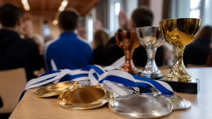 Eichenau ehrt knapp 200 Sportlerinnen und Sportler — Die Gemeinde Eichenau hat am 28. Juli 2026 ihre diesjährige Sportlerehrung ausgerichtet. Knapp 200 Sportlerinnen und Sportler wurden für herausragende Leistungen und Erfolge ausgezeichnet. | Que...