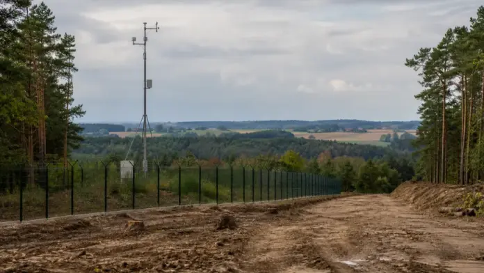 Landratsamt genehmigt Windkraftanlage in Grafrath — Das Landratsamt Fürstenfeldbruck hat die immissionsschutzrechtliche Genehmigung für eine Windenergieanlage auf dem ehemaligen Munitionslager in Grafrath erteilt. Der Bescheid wird ab 17. August 2...