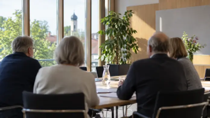 23 Kommunen entsenden Mitglieder in den Landkreisseniorenbeirat — Nach den Kommunalwahlen 2026 haben die Städte und Gemeinden neue Mitglieder in den Landkreisseniorenbeirat entsandt. Das Gremium berät den Landkreis in Fragen der Seniorenarbeit und...